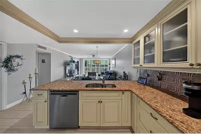 3150 NE 48th Ct, Unit #410, Lighthouse Point, FL 33064 - Photo 3