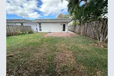 814 SW 12th Pl, Fort Lauderdale, FL 33315 - Photo 25