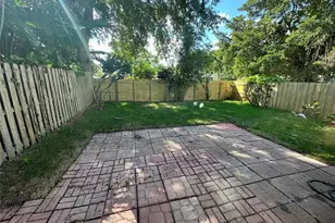 814 SW 12th Pl, Fort Lauderdale, FL 33315 - Photo 21