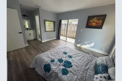 814 SW 12th Pl, Fort Lauderdale, FL 33315 - Photo 11
