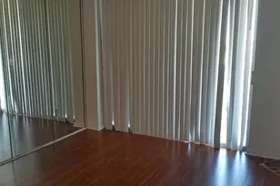 1300 NE Miami Gardens Dr, Miami, FL 33179 - Photo 7