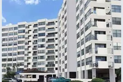 1300 NE Miami Gardens Dr, Unit #810E, Miami, FL 33179 - Photo 1