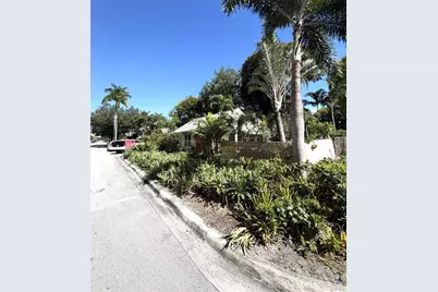 701 NE 1st St, Fort Lauderdale, FL 33301 - Photo 7