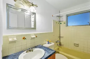 5811 NE 1st Terrace, Oakland Park, FL 33334 - Photo 23