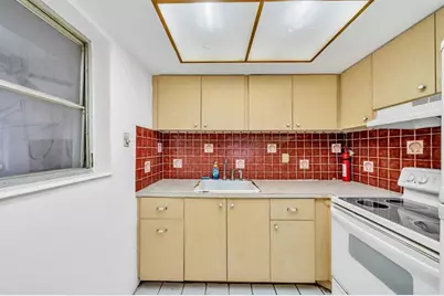 5811 NE 1 Terrace, Oakland Park, FL 33334 - Photo 7