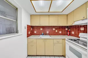 5811 NE 1st Terrace, Oakland Park, FL 33334 - Photo 7