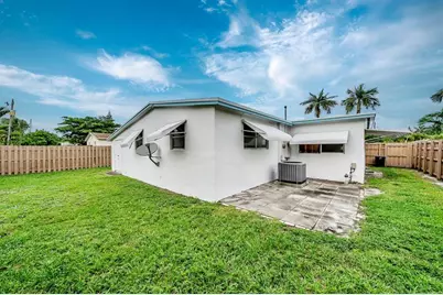 5811 NE 1 Terrace, Oakland Park, FL 33334 - Photo 31