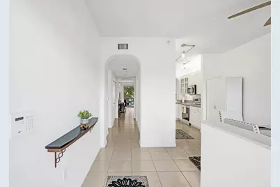 7623  Southampton Ter, Unit #302, Tamarac, FL 33321 - Photo 5