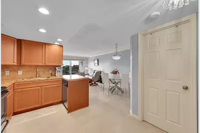 3100 N Palm Aire Dr, Unit #606, Pompano Beach, FL 33069 - Photo 7