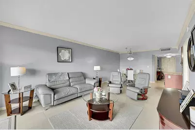 3100 N Palm Aire Dr, Unit #606, Pompano Beach, FL 33069 - Photo 15