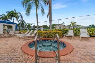 1916  Discovery Cir E, Unit #1916, Deerfield Beach, FL 33442 - Photo 29