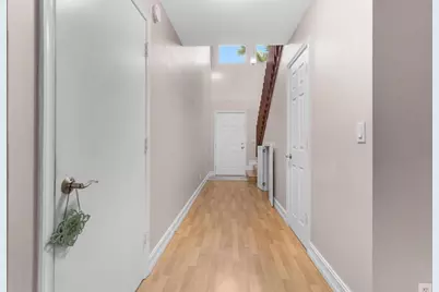 1916  Discovery Cir E, Unit #1916, Deerfield Beach, FL 33442 - Photo 11