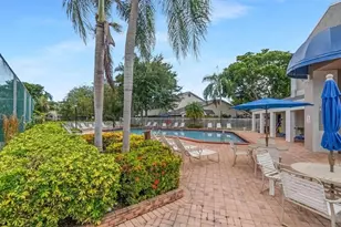 1916 Discovery Cir E, Deerfield Beach, FL 33442 - Photo 27