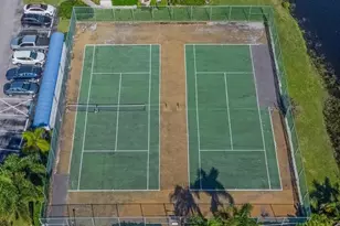 1916 Discovery Cir E, Deerfield Beach, FL 33442 - Photo 35