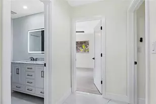 5900 SW 17th St, Plantation, FL 33317 - Photo 3