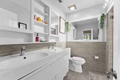 1401 NE 5th Ter, Fort Lauderdale, FL 33304 - Photo 9