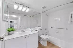 7763 Southampton Terrace, Tamarac, FL 33321 - Photo 21