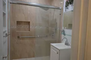 1700 NW 167th St, Miami Gardens, FL 33054 - Photo 15