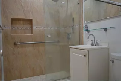 1700 NW 167th St, Miami Gardens, FL 33054 - Photo 17