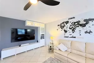 424 Richmond C, Deerfield Beach, FL 33442 - Photo 1