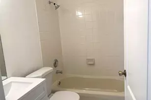 256 Riverwalk Cir, Sunrise, FL 33326 - Photo 5