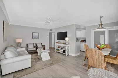 223  Marine Ct, Unit #207, Lauderdale by the Sea, FL 33308 - Photo 9