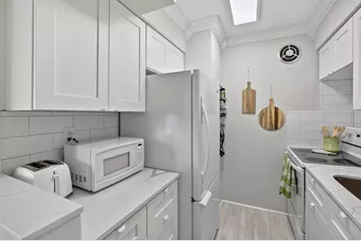 223  Marine Ct, Unit #207, Lauderdale by the Sea, FL 33308 - Photo 17