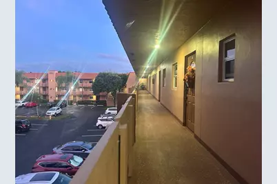 9821  Sunrise Lakes Blvd, Unit #303, Sunrise, FL 33322 - Photo 15