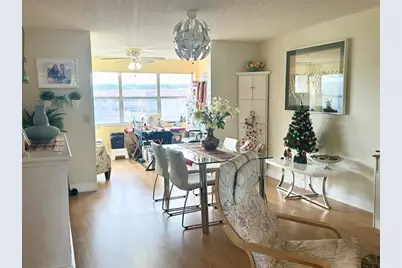 9821  Sunrise Lakes Blvd, Unit #303, Sunrise, FL 33322 - Photo 3