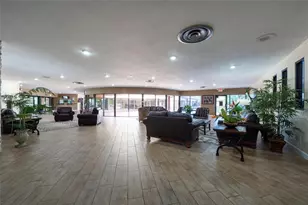 9821 Sunrise Lakes Blvd, Sunrise, FL 33322 - Photo 21