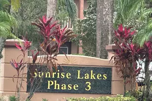 9821 Sunrise Lakes Blvd, Sunrise, FL 33322 - Photo 17