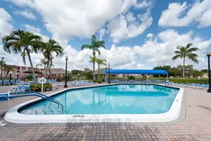 9821 Sunrise Lakes Blvd, Sunrise, FL 33322 - Photo 19