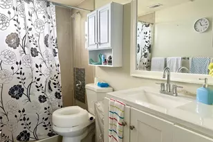 9821 Sunrise Lakes Blvd, Sunrise, FL 33322 - Photo 7