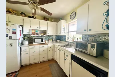 9821  Sunrise Lakes Blvd, Unit #303, Sunrise, FL 33322 - Photo 9