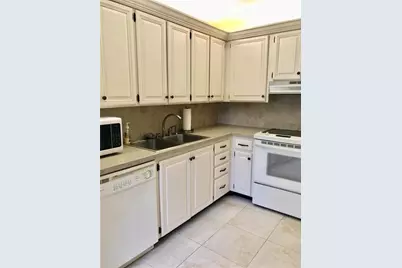 714  7th Ct, Palm Beach Gardens, FL 33410 - Photo 3