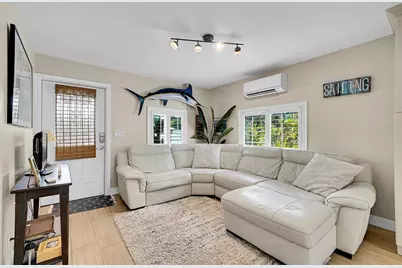 4860 SW 61st Ave, Davie, FL 33314 - Photo 5