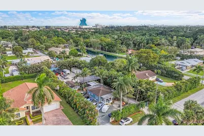 4860 SW 61st Ave, Davie, FL 33314 - Photo 41