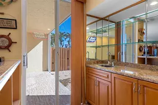 822 NE 25th Ave, Hallandale Beach, FL 33009 - Photo 11