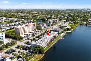 1100 Crystal Lake Dr, Deerfield Beach, FL 33064 - Photo 27