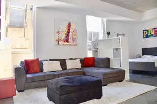 151 SE 1st St, Miami, FL 33131 - Photo 1