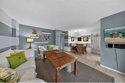 400 SE 10th St, Unit #211, Deerfield Beach, FL 33441 - Photo 7