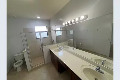 3772 NE 3rd Ct, Homestead, FL 33033 - Photo 3