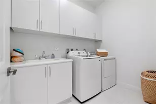 9310 Bayside Cir, Parkland, FL 33076 - Photo 51