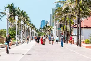 1049 Van Buren St, Hollywood, FL 33019 - Photo 27