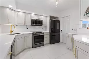 3111 NE 51st St, Fort Lauderdale, FL 33308 - Photo 3