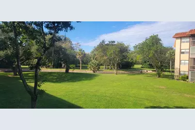 6260 S Falls Circle Dr, Unit #206, Lauderhill, FL 33319 - Photo 15