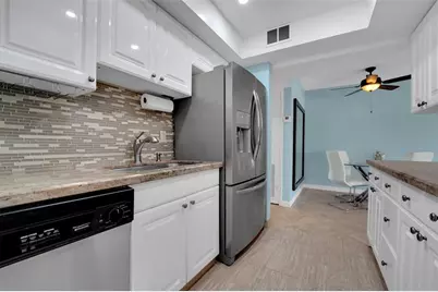 2864 NE 33rd Ct, Unit #105, Fort Lauderdale, FL 33306 - Photo 13