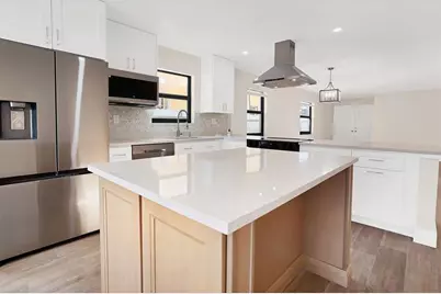 391 NW 58th Ave, Miami, FL 33126 - Photo 13