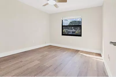 391 NW 58th Ave, Miami, FL 33126 - Photo 25