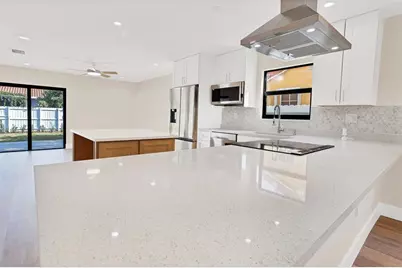 391 NW 58th Ave, Miami, FL 33126 - Photo 9